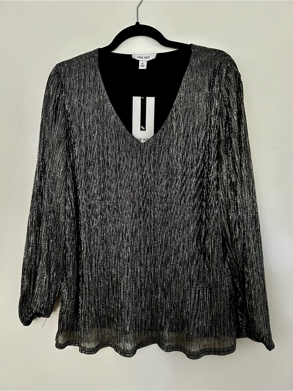 Nine West Black Metallic V-Neck Long Sleeve Top